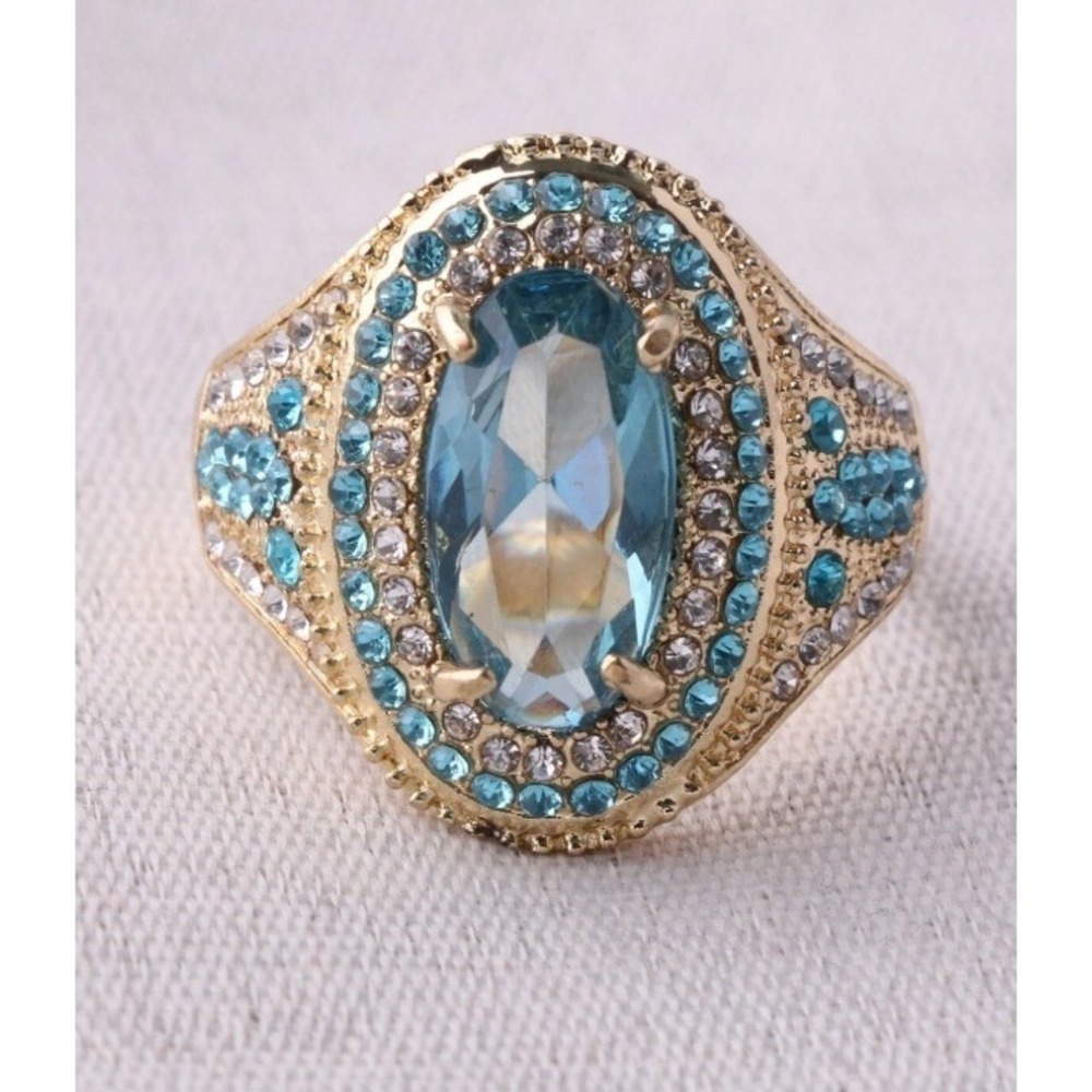 Gold Tone Blue Crystal Oval Statement Cocktail Ring Size 7 Boho Vintage Style